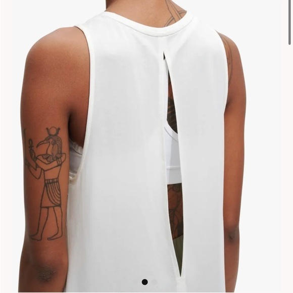ON Active Tank Top - Picture 2 of 6